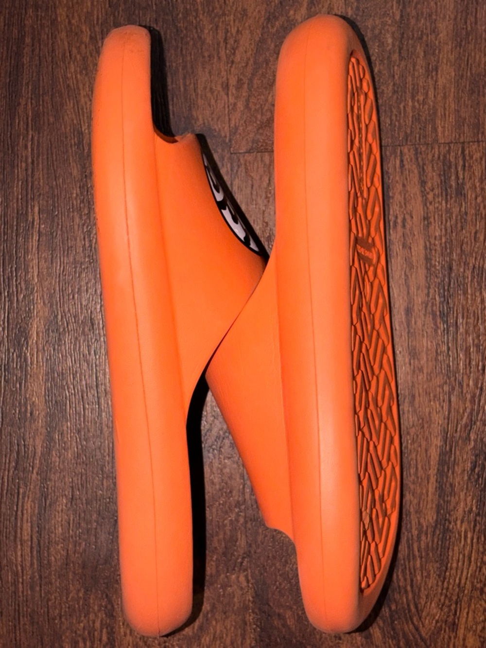 Dragon ball z Orange Slide Sandals